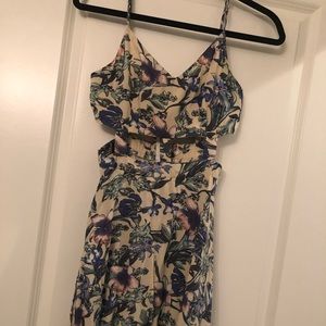 New LF cotton floral dress with cutouts